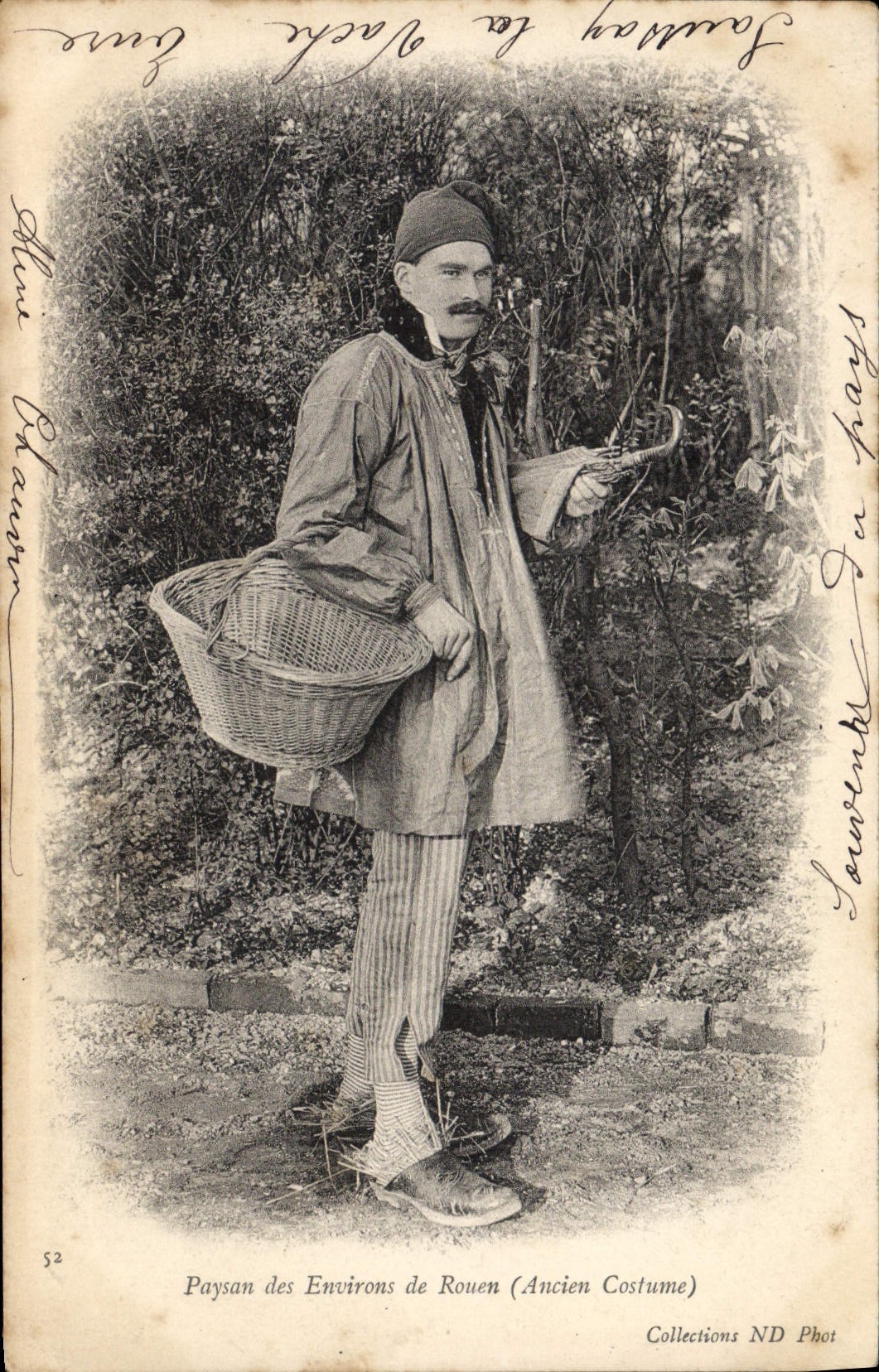 CPA Paysan Des Environs De Rouen Ancien Costume Folklore 