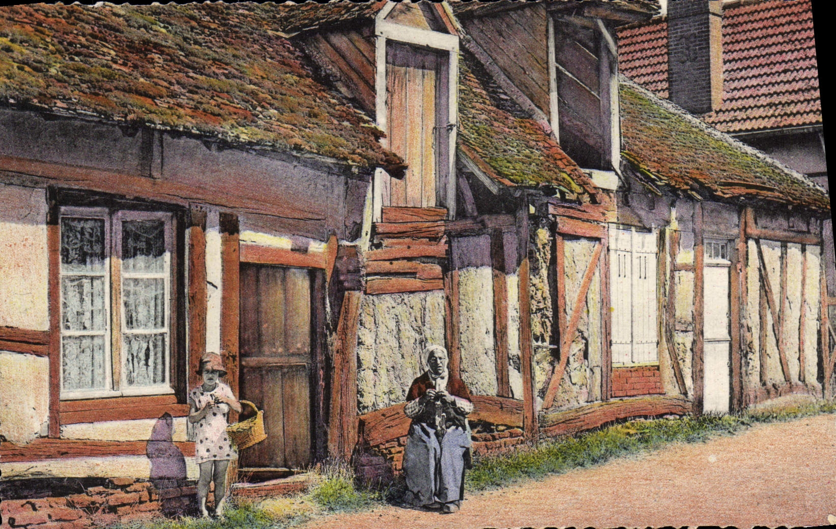 CPM Ferme normande Folklore Femme Enfant 