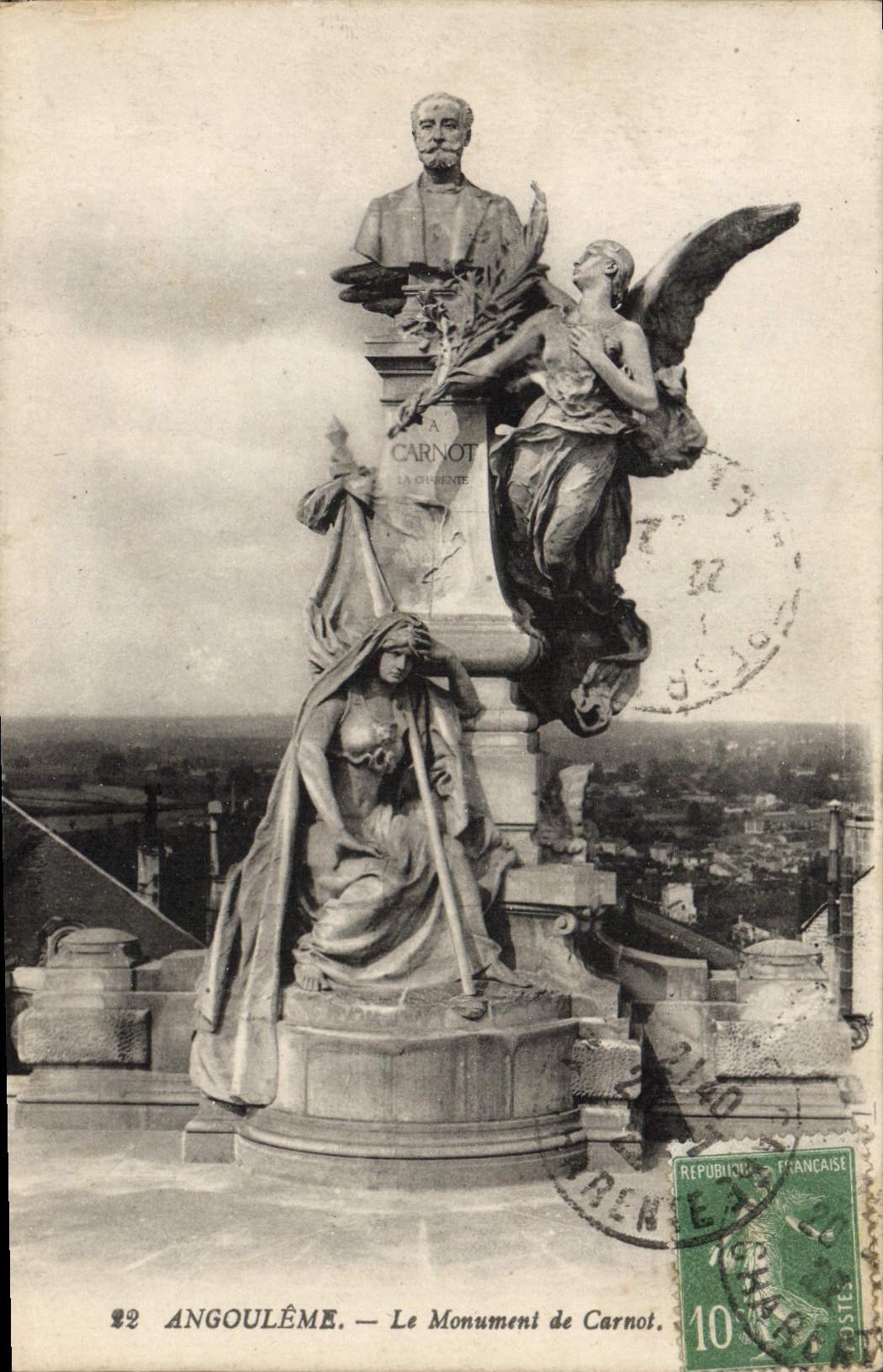 VINTAGE POSTCARD Angouleme the Monument Of Carnot