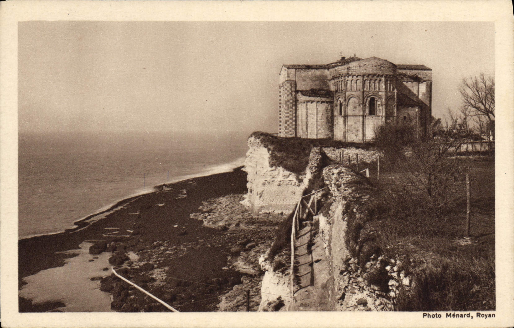 VINTAGE POSTCARD Talmont close Royan the church Apse and walls