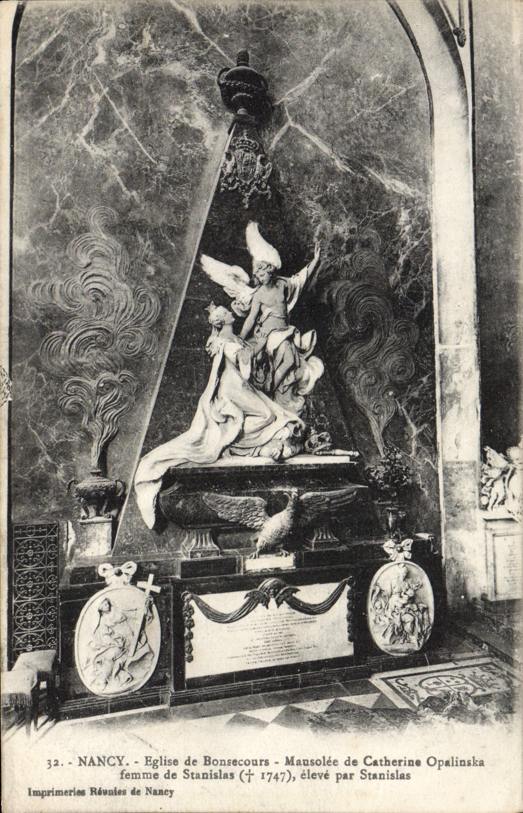 CPA Nancy Eglise de Bonsecours Mausolee de Catherine Opalinska femme de Stanislas