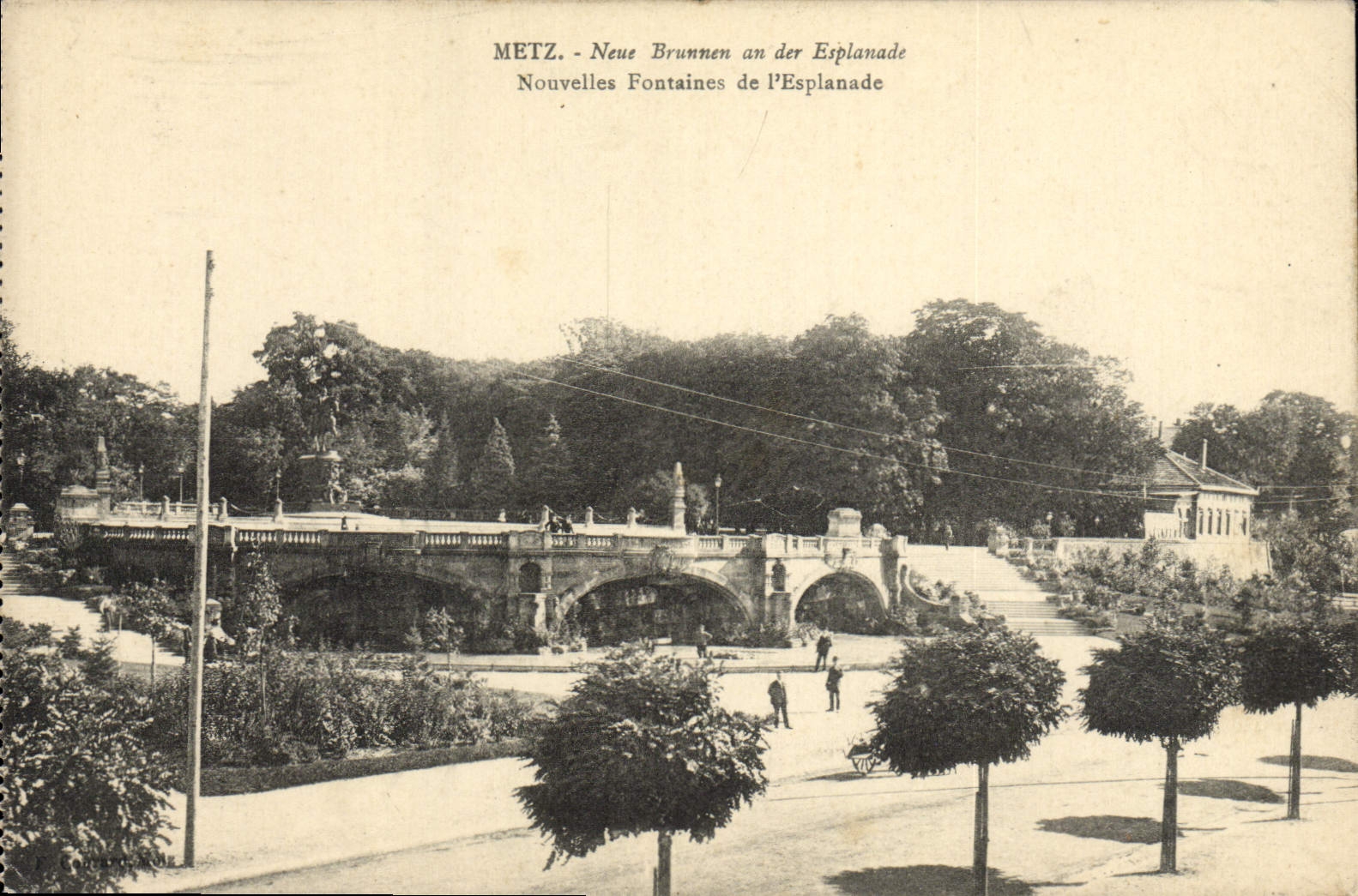CPA Metz Neue Brunnen an der Esplanade 