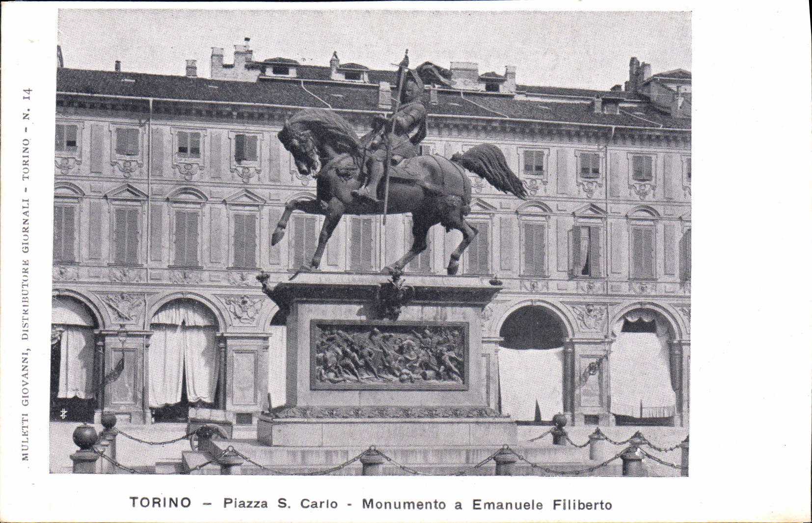 VINTAGE POSTCARD Torino Piazza S Carlo Monumento has Emanuele Filiberto