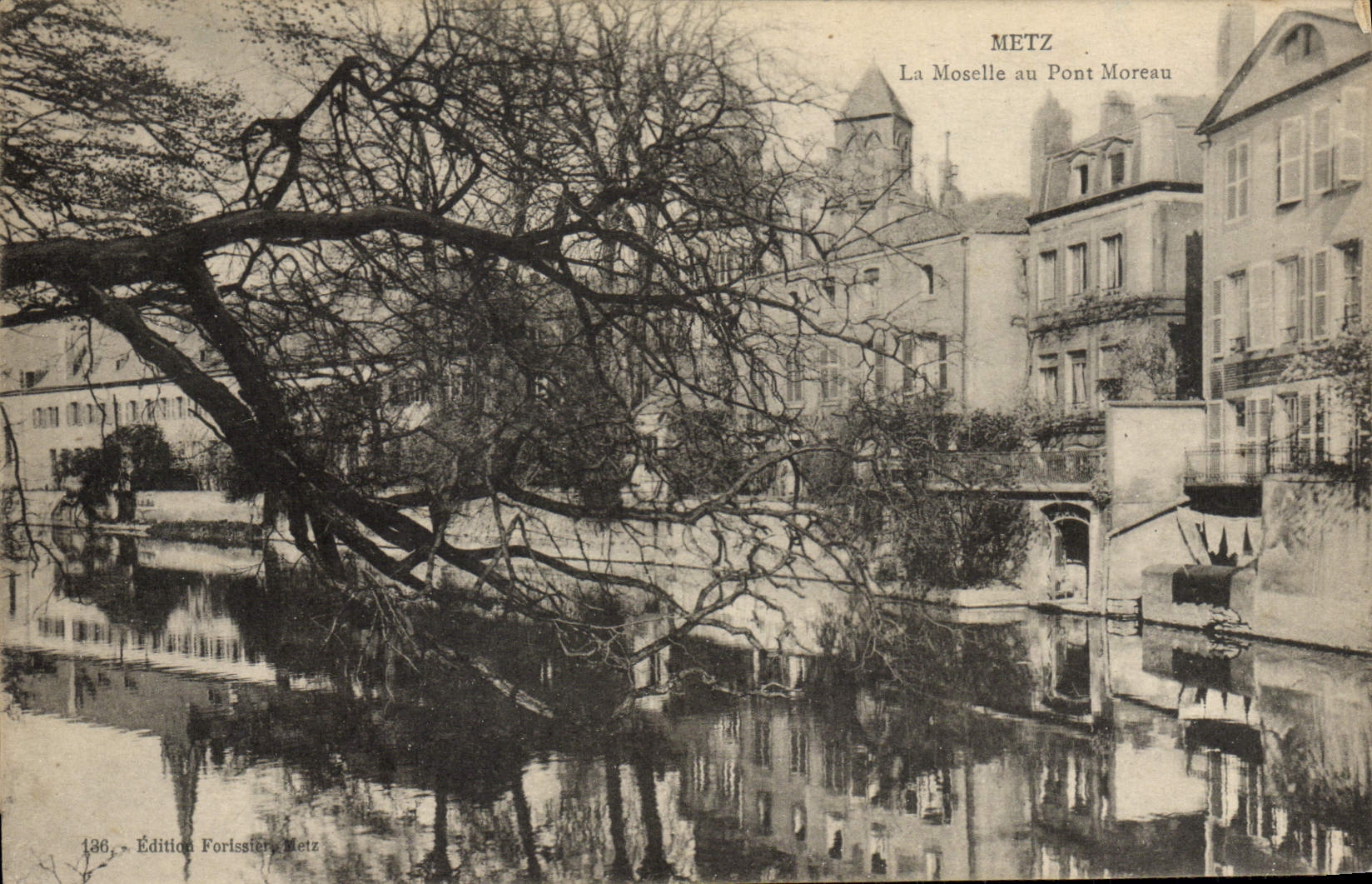 POSTAL Metz de la VENDIMIA el Mosela con el puente de Moreau