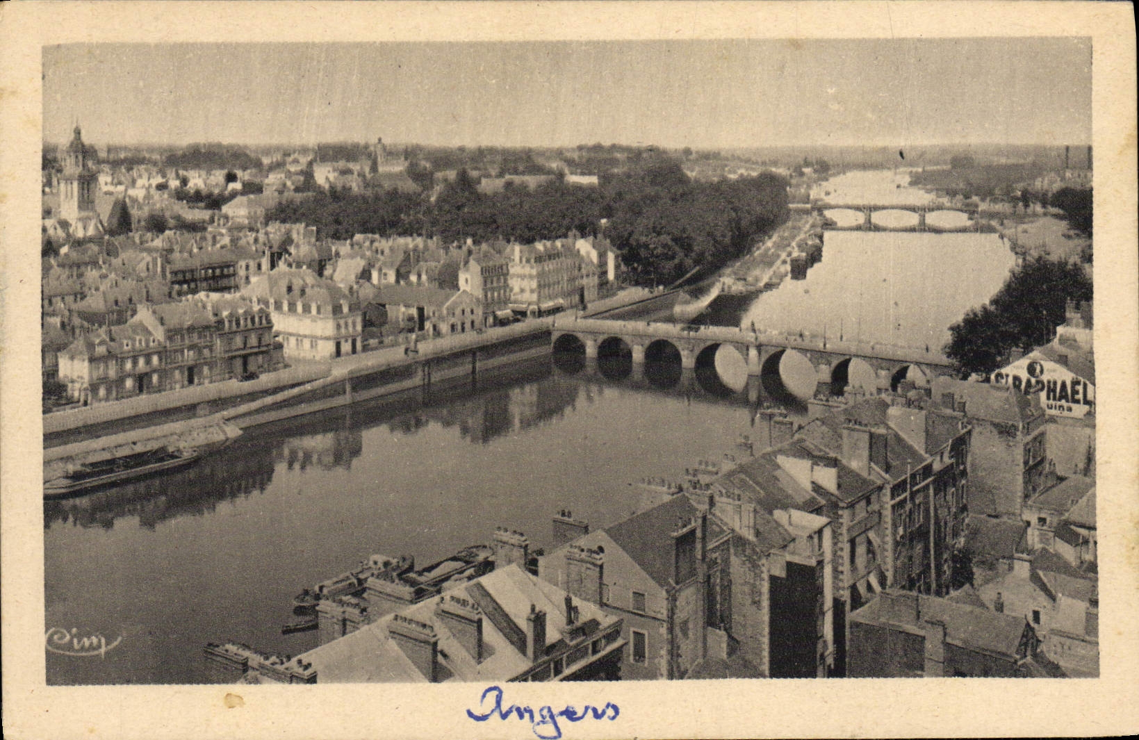 CPA Angers Vue Generale et la Maine