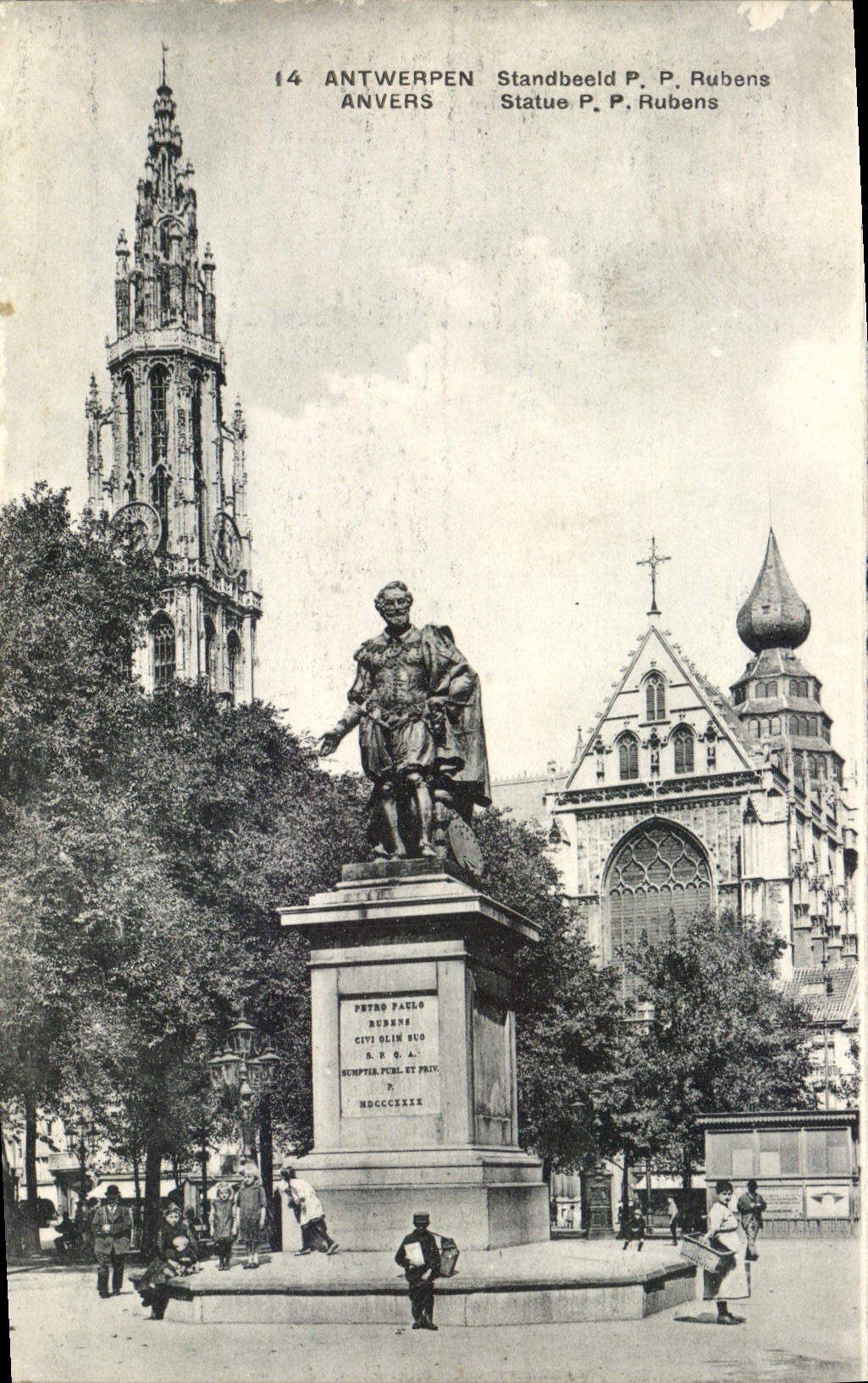 POSTAL de la VENDIMIA estatua de Rubens Amberes
