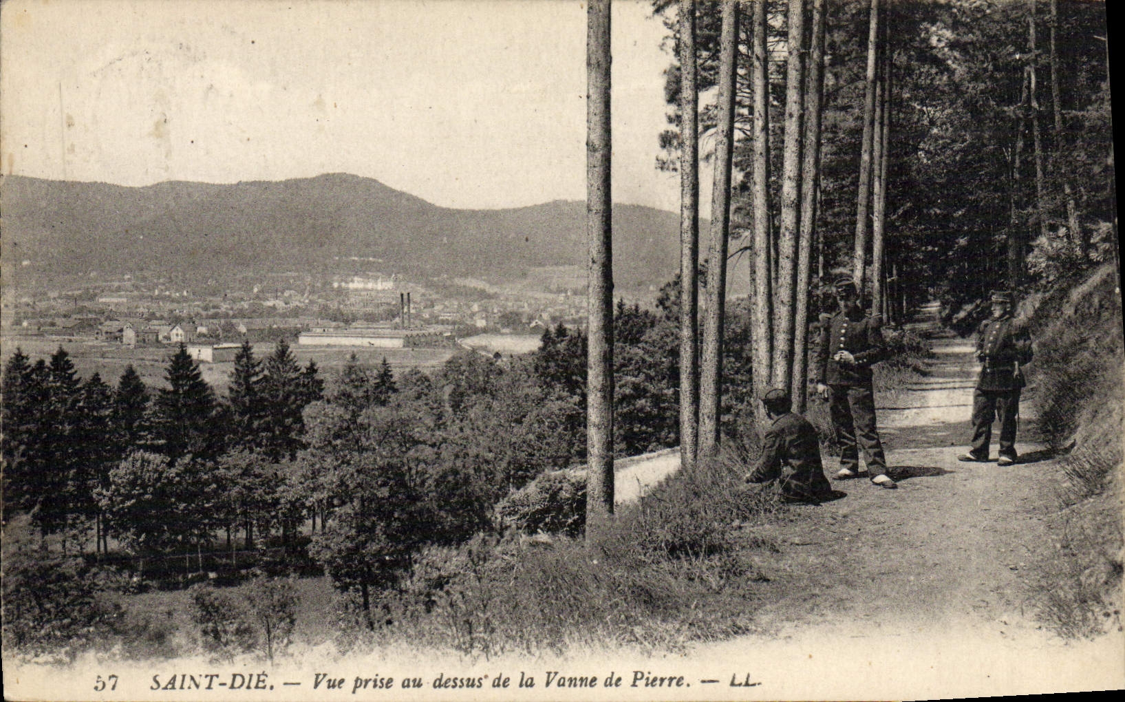 CPA Saint Die Vue Prise au dessus de la Vanne de Pierre (animee)