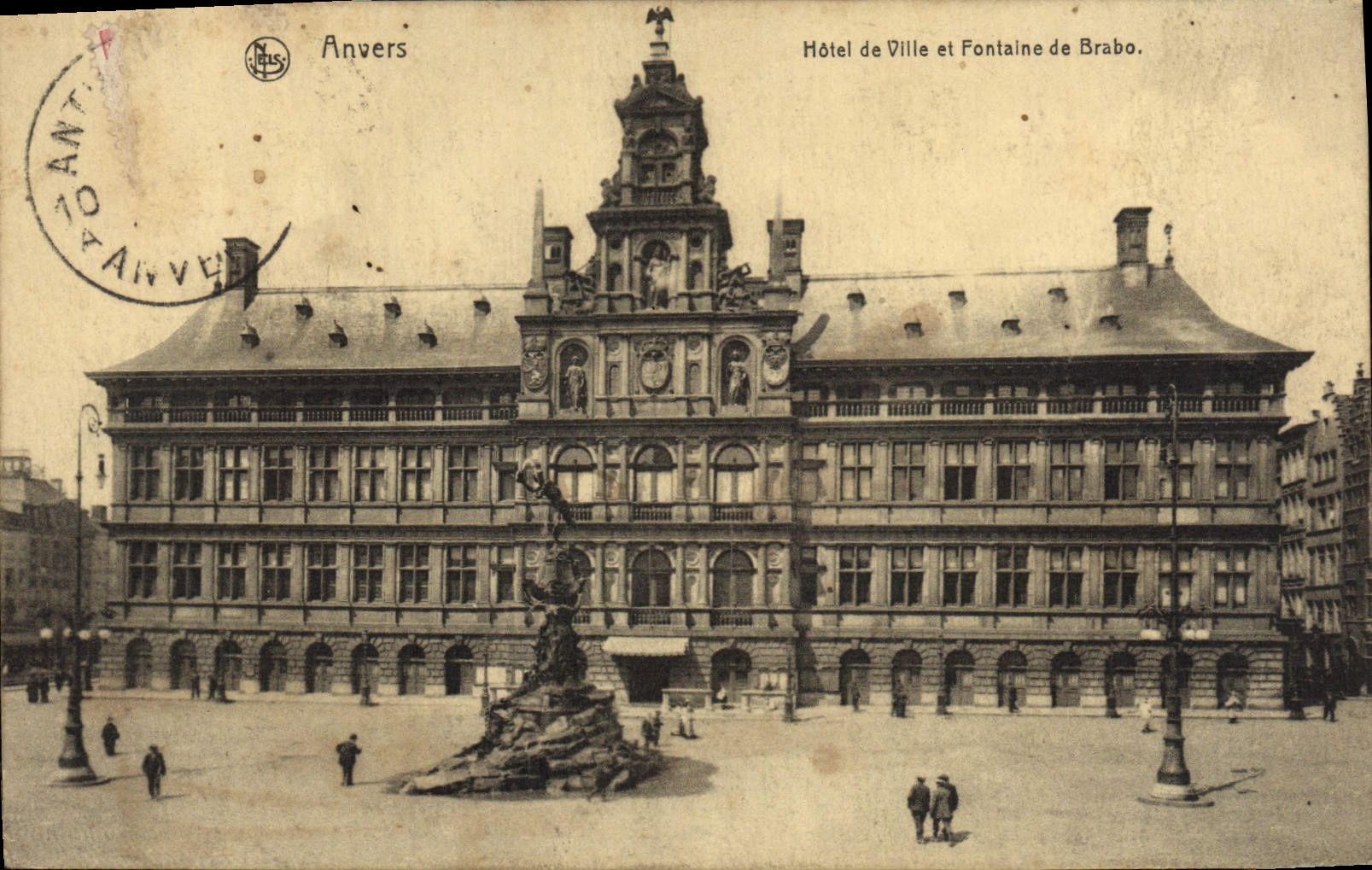 Ayuntamiento de Amberes de la POSTAL de la VENDIMIA y fuente de Brabo