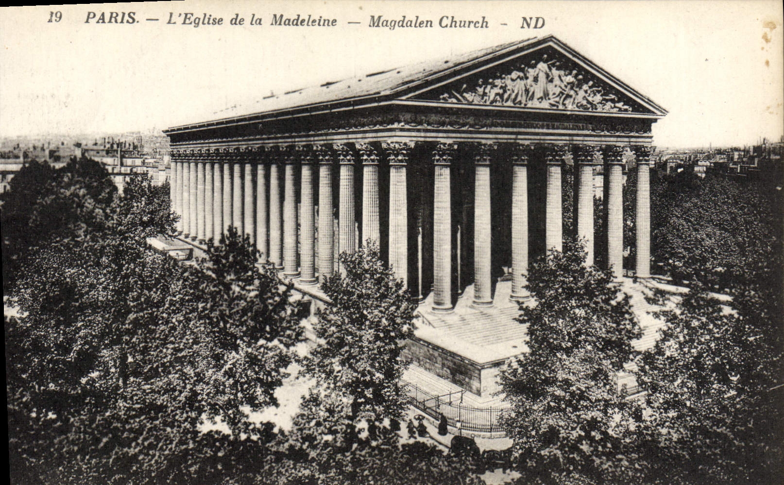 CPA Paris L'Eglise de la Madeleine