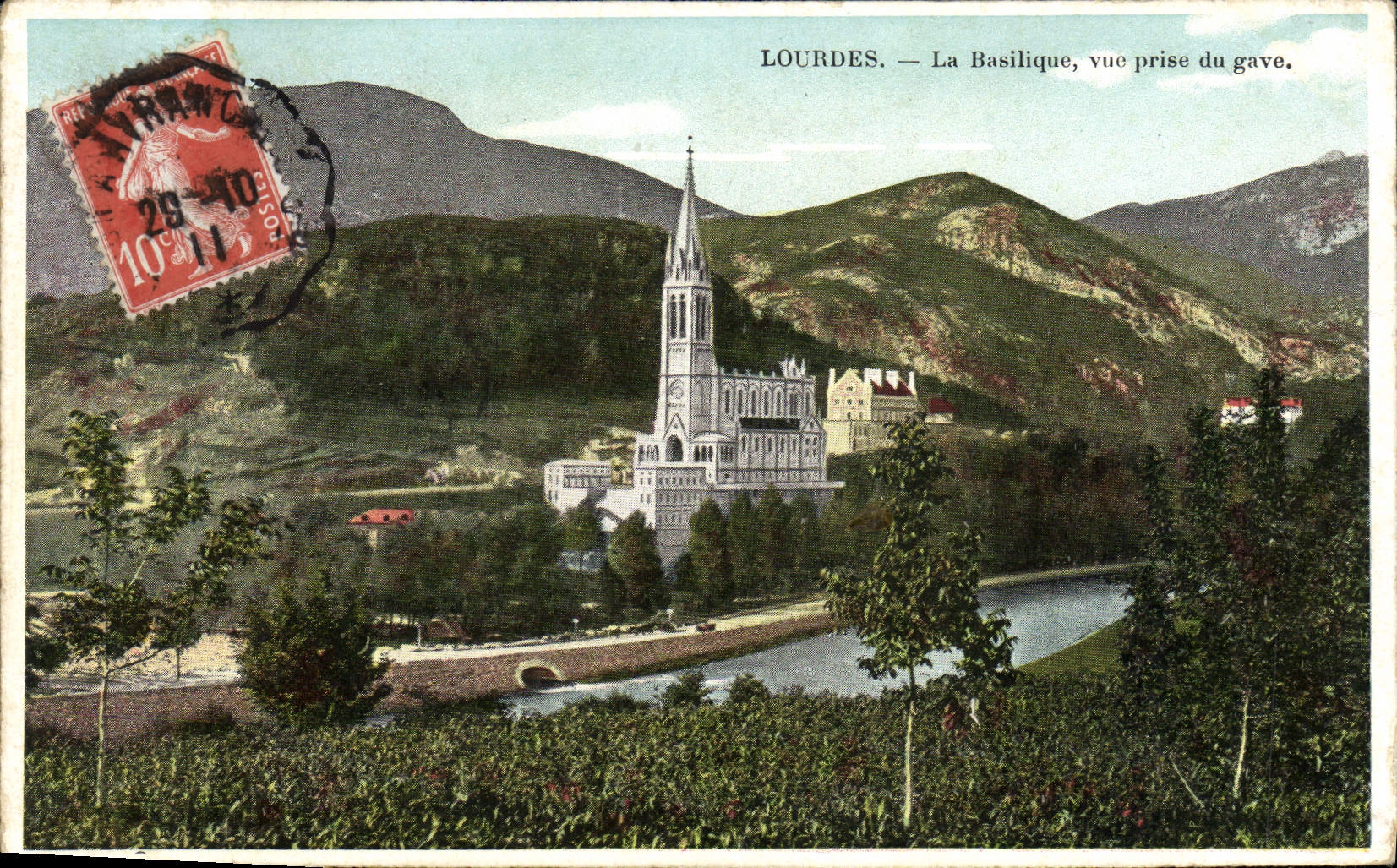 VINTAGE POSTCARD Heavy the Basilica vur taken gave