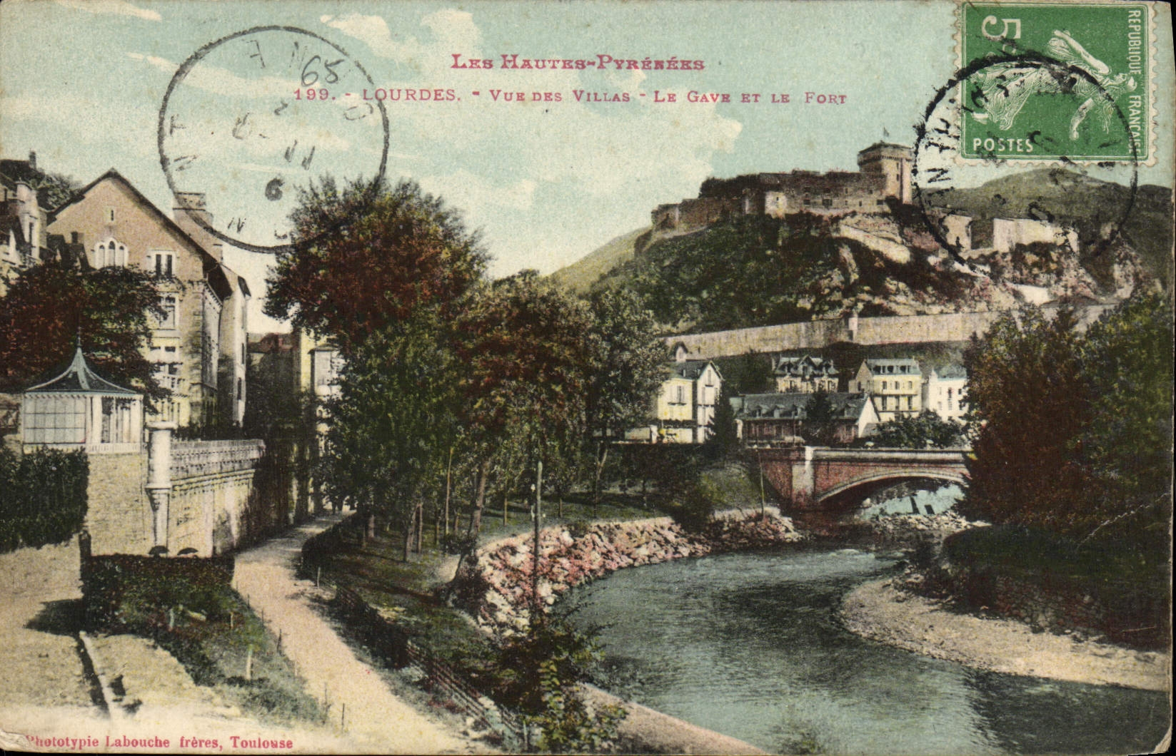 VINTAGE POSTCARD Heavy Sight Of the Villas Gave and the fort