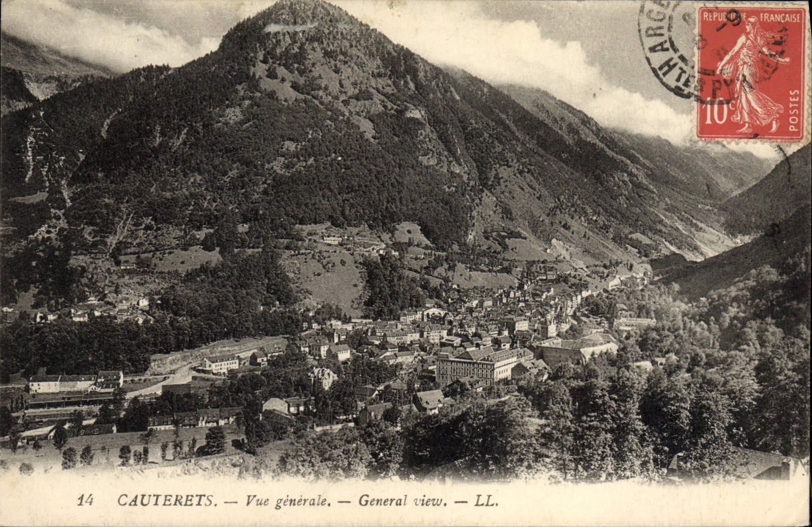 CPA Cauterets Vue Generale