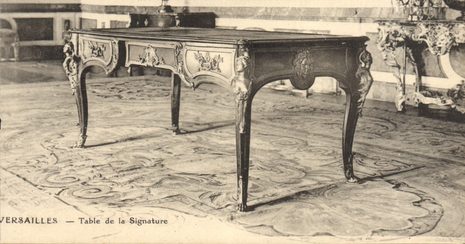 CPA Versailles Table de la Signature
