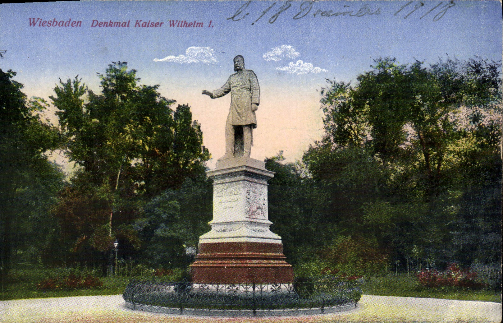 VINTAGE POSTCARD Wiesbaden Denkmal Kaiser Wilhem I