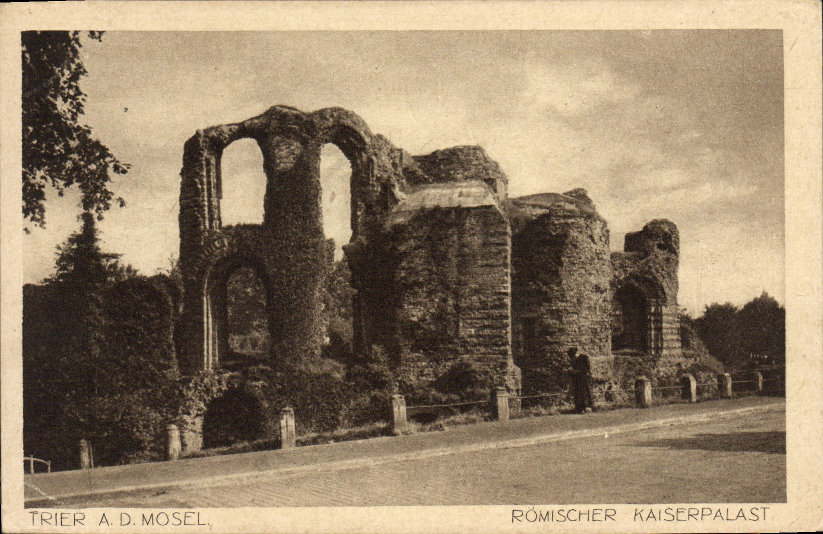 CPA Trier a d Mosel Romischer Kaiserpalast