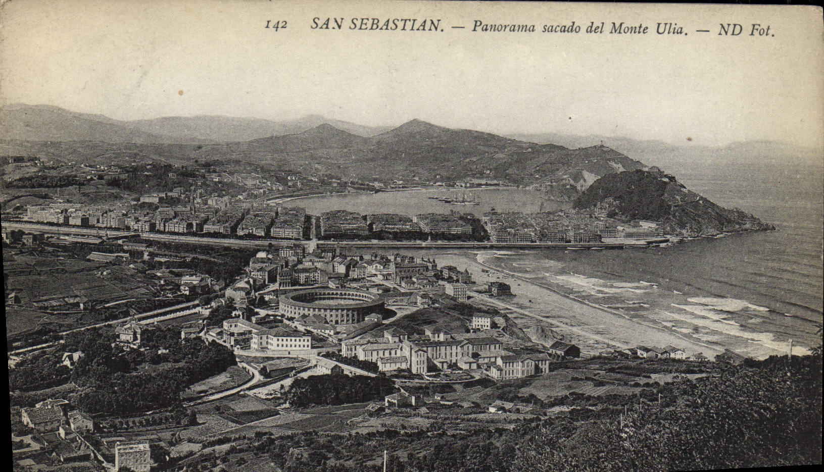 VINTAGE POSTCARD San Sebastian Panorama Sacado LED Assembles Ulia
