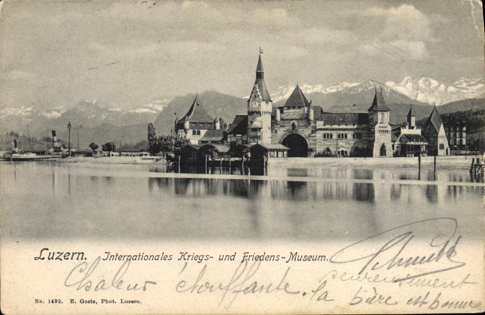 VINTAGE POSTCARD Luzern International Kriegs Und Friedens Museum