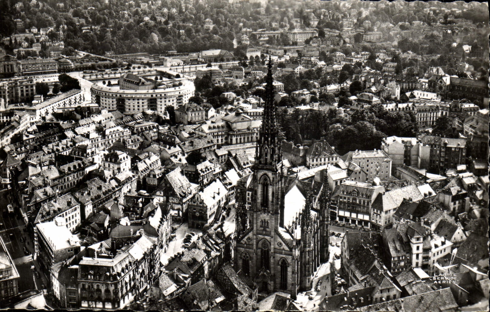MODERN CARD Mulhouse View and Vineyards