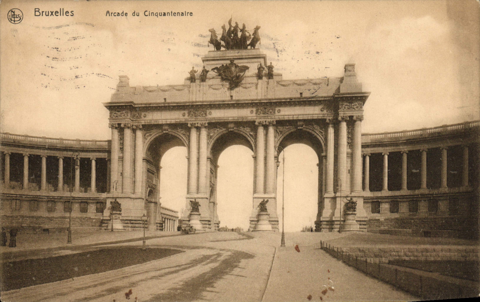 Arcada de Bruselas de la POSTAL de la VENDIMIA de Cinquanlenaire