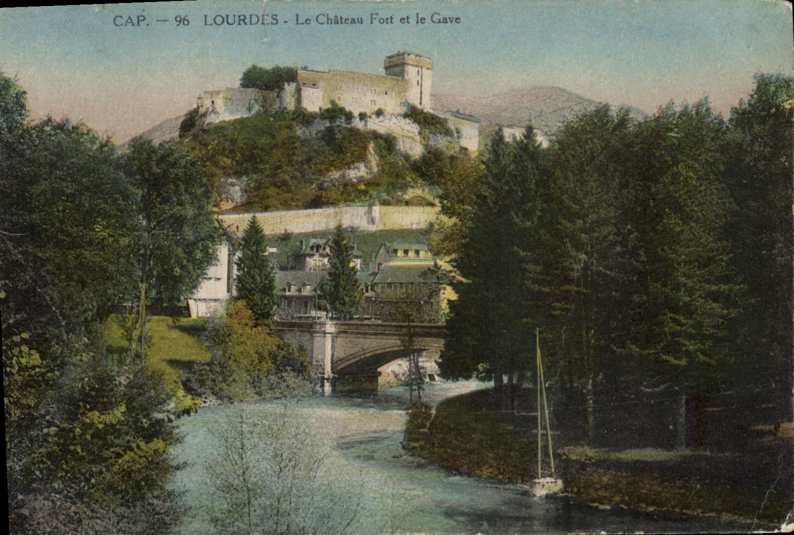 VINTAGE POSTCARD Cape Doors the Strong Castle And Gave