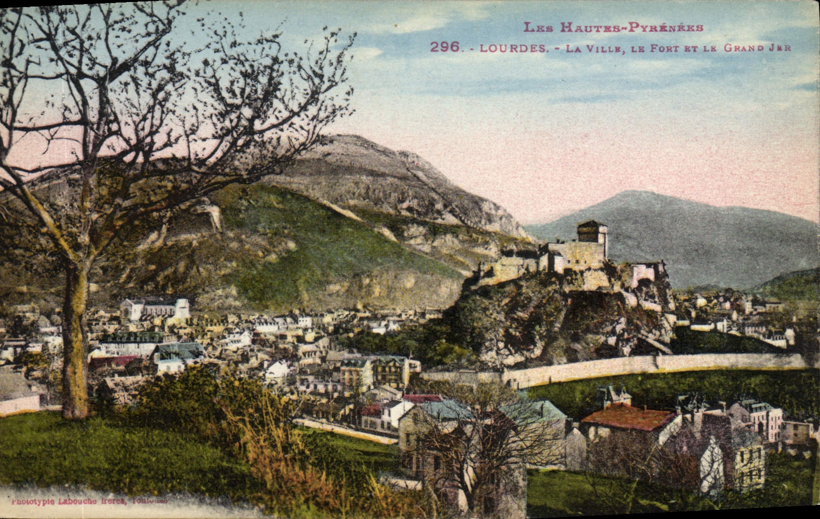 VINTAGE POSTCARD Heavy the City the Fort And Large Jer