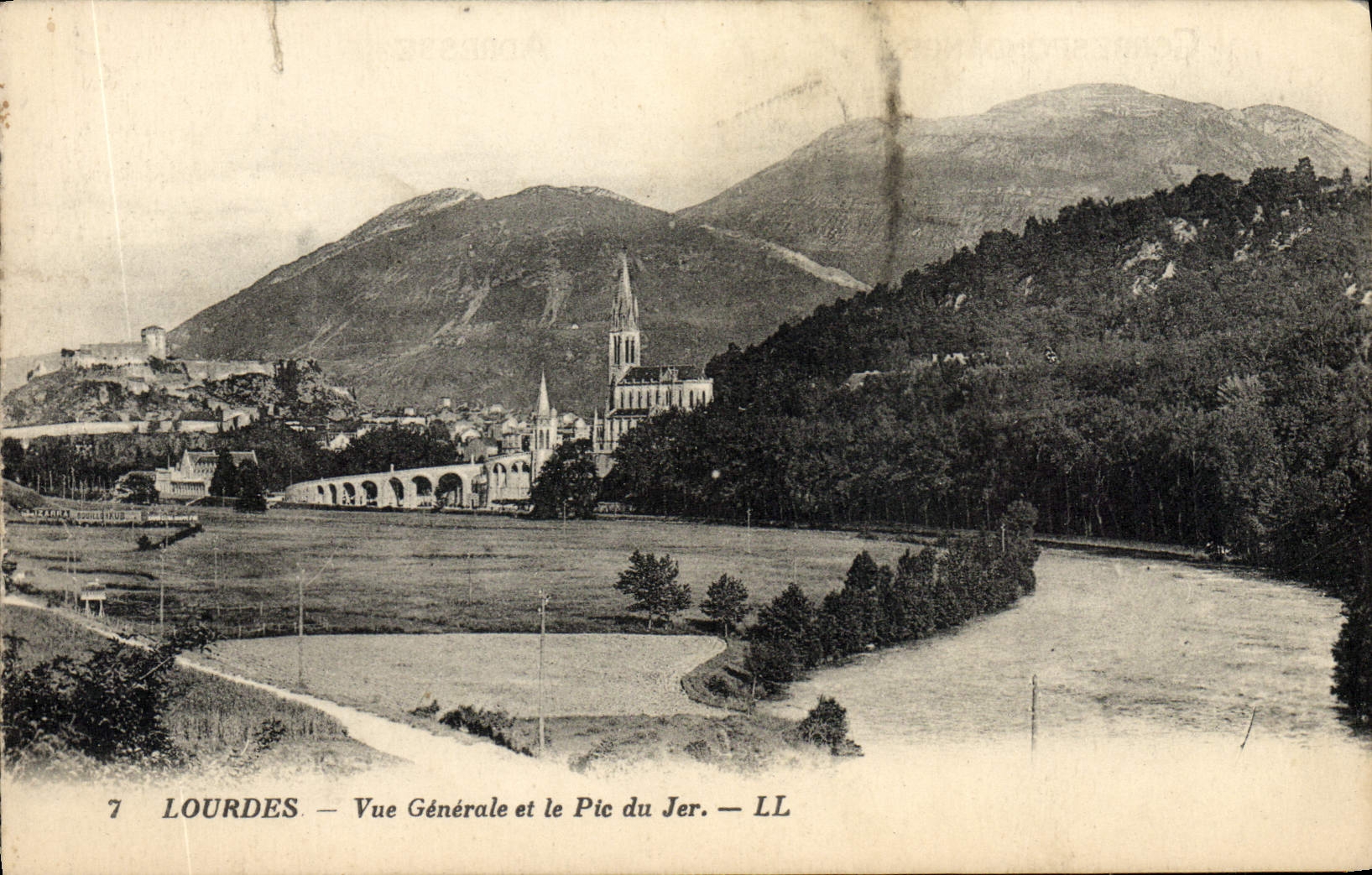 VINTAGE POSTCARD Heavy View And the Peak Of the jer