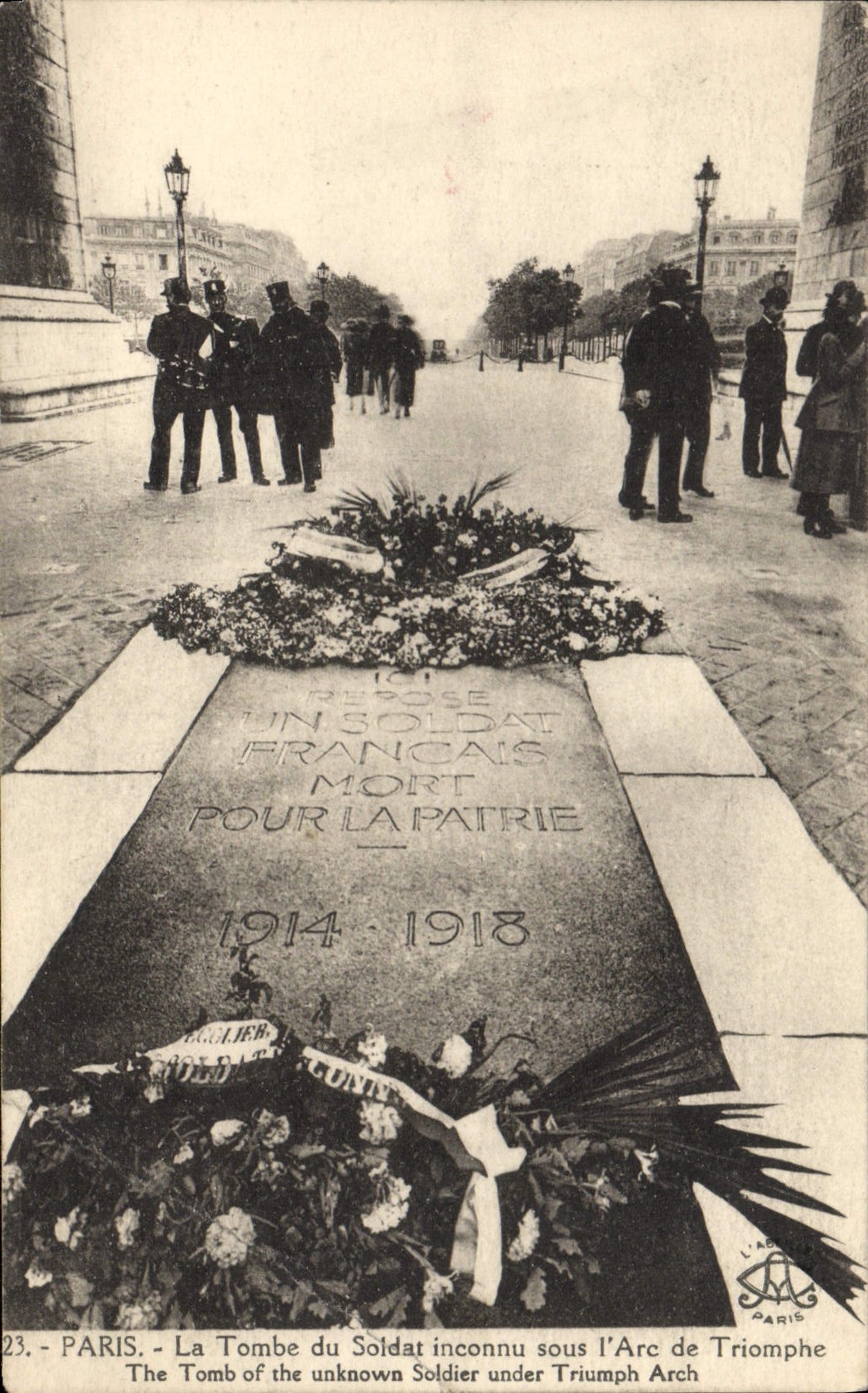 VINTAGE POSTCARD Paris the Tomb Of the Soldier Arc de Triomphe Militaria