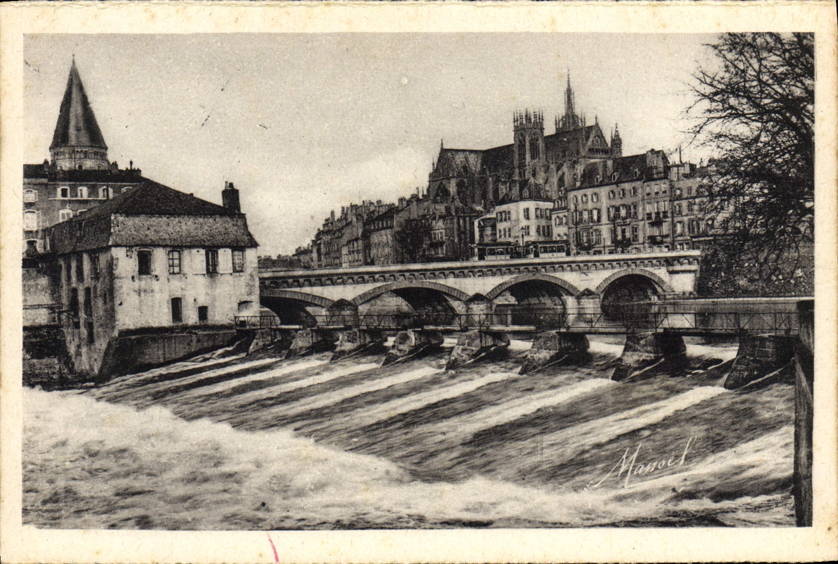 Detención de Metz de la POSTAL de la VENDIMIA de la Virgen y del puente medio