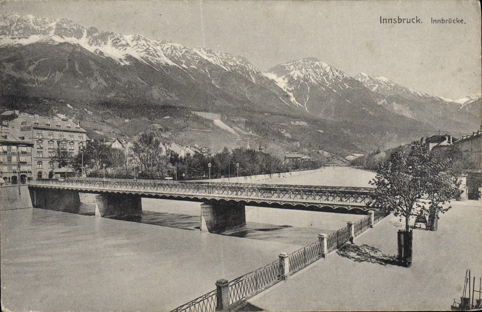 VINTAGE POSTCARD Innsbruck Innbrucke