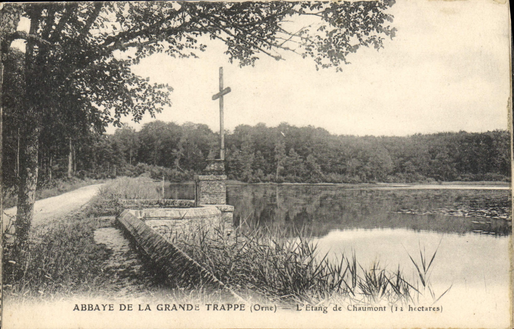 CPA Abbaye de la Grande Trappe L'Etang de Chaumont 