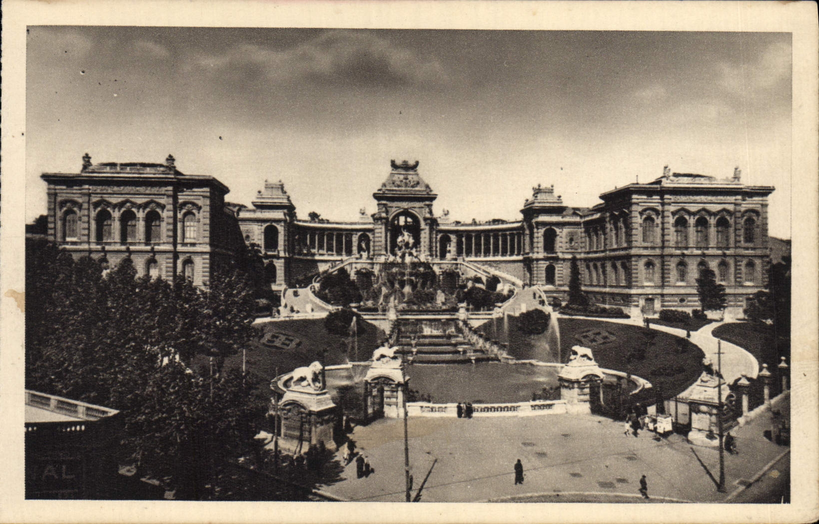 CPA Marseille Le Palais Longchamp 