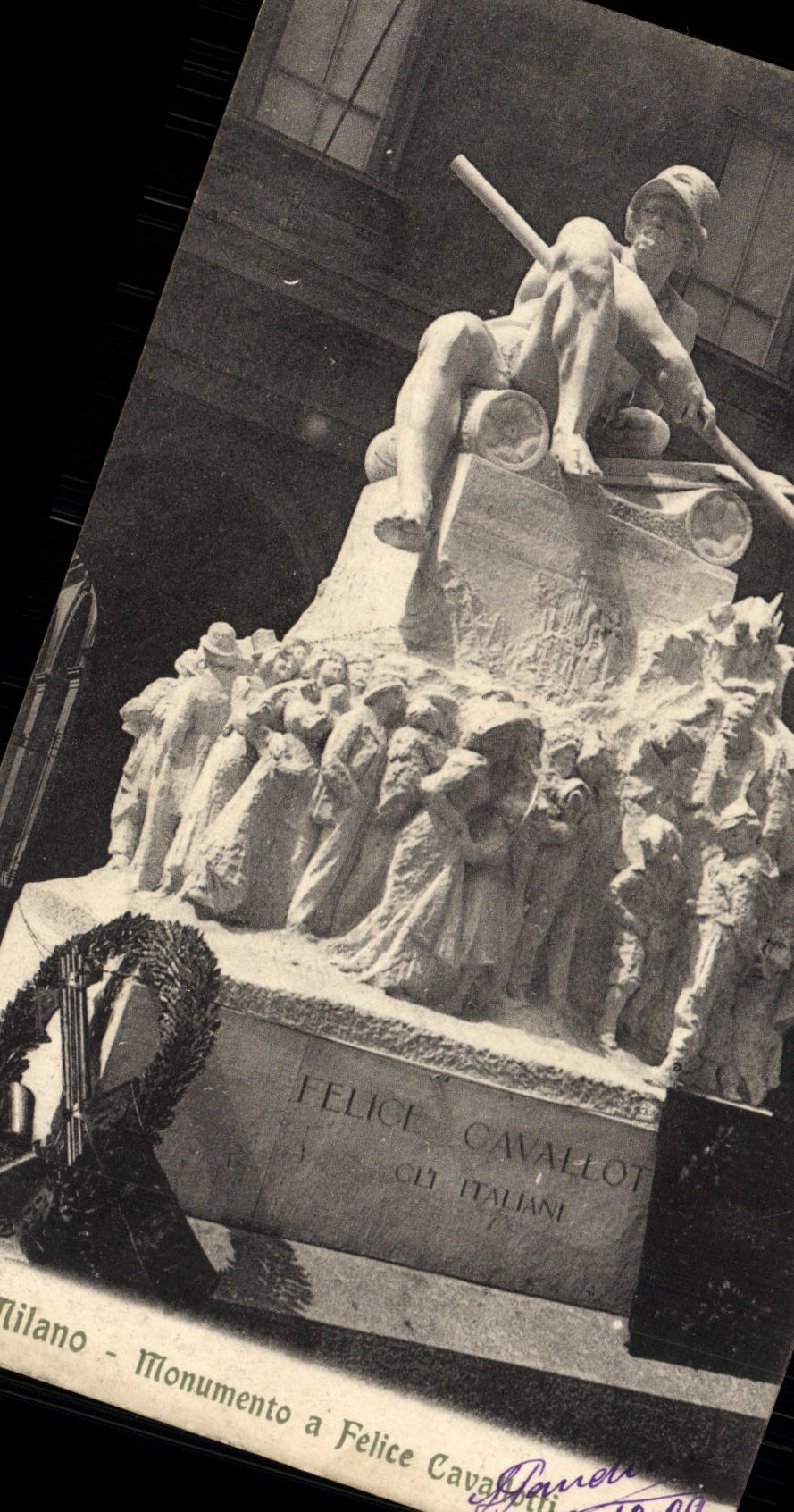 VINTAGE POSTCARD Milano Monumento has Felice Cavalotti