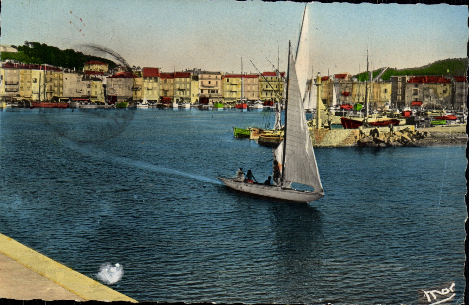 MODERN CARD Holy Tropez Left the Port Boat