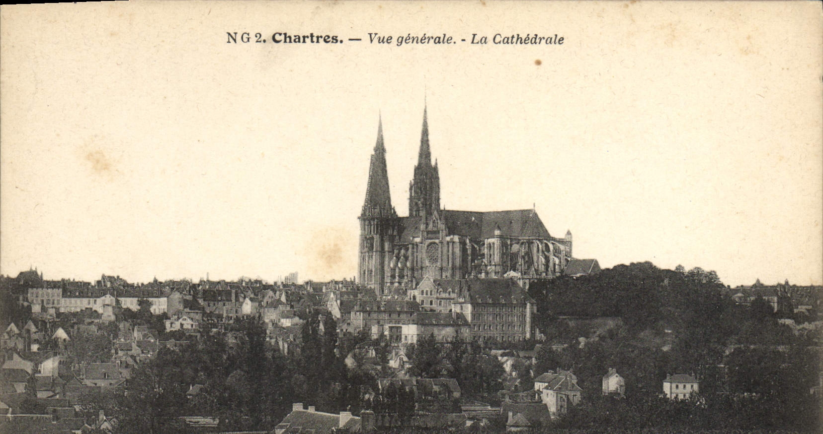 Opinión de Chartres de la POSTAL de la VENDIMIA la catedral