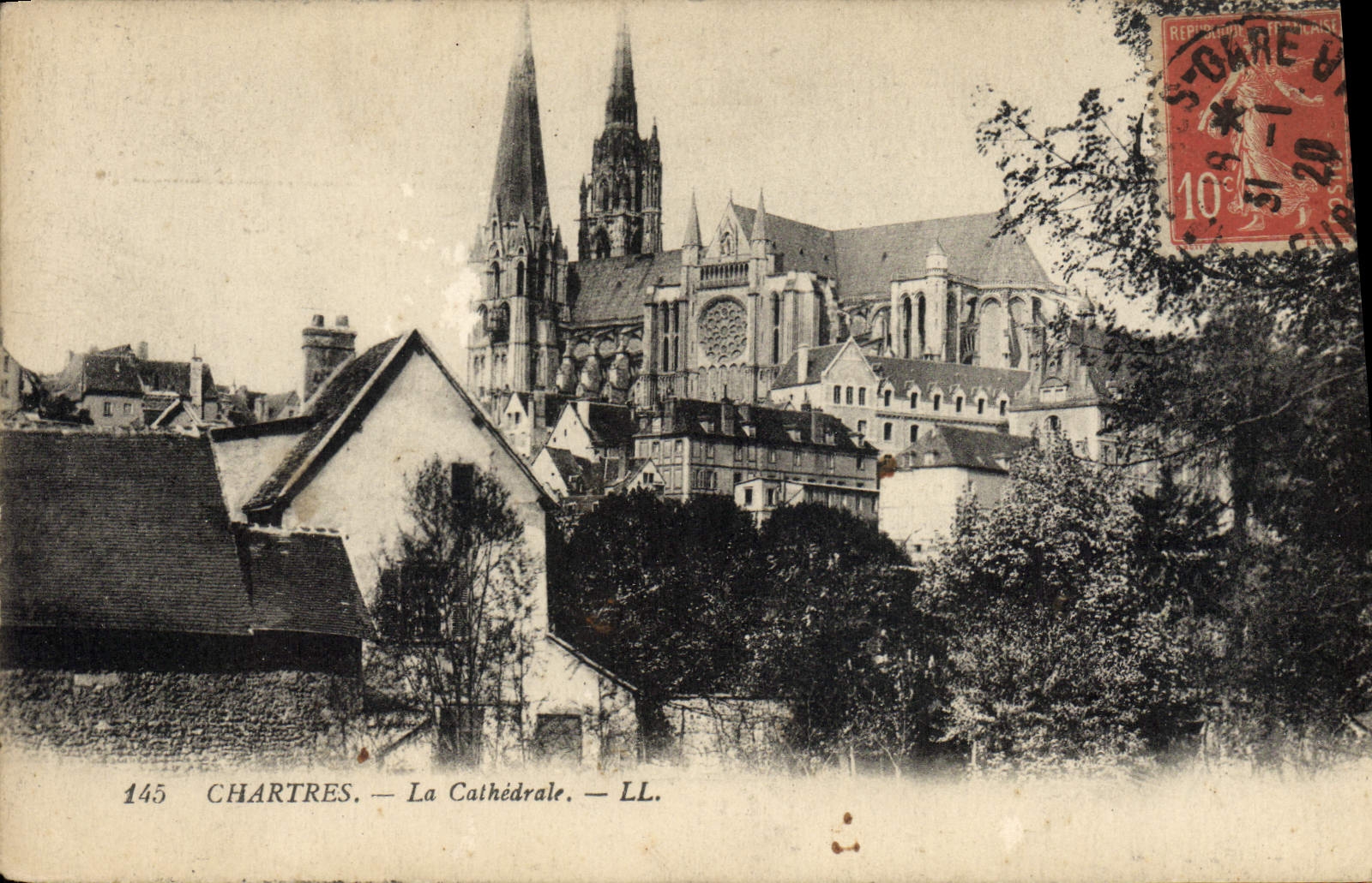 CPA Chartres La Cathedrale 