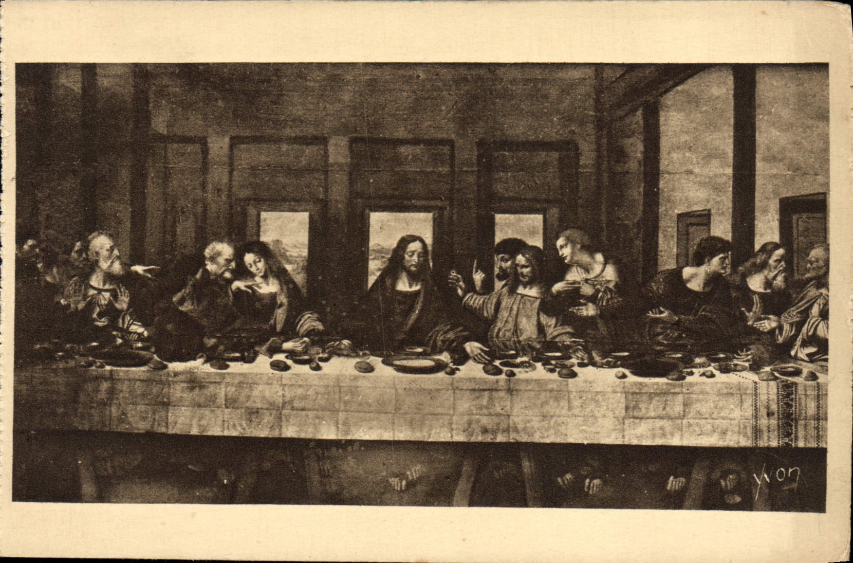 VINTAGE POSTCARD Museum Of Louvre Leonard de Vinci Cene