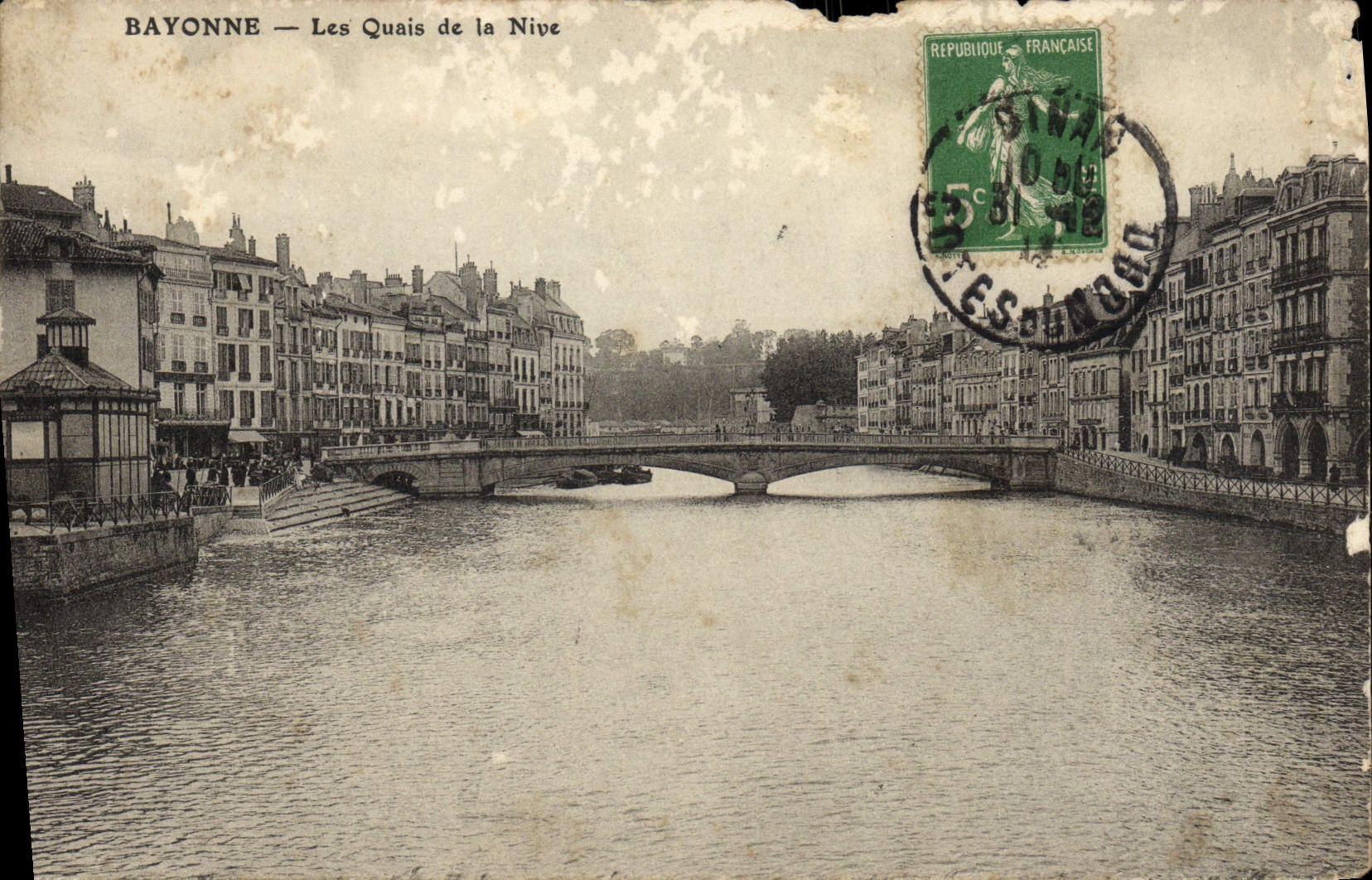 CPA Bayonne Les Quais de la Nive