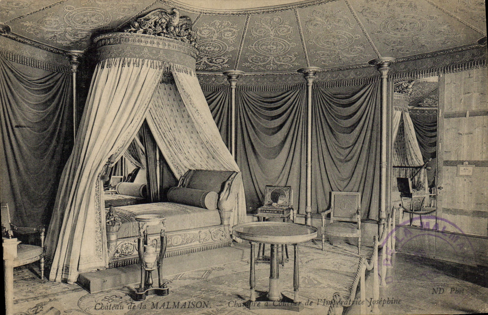CPA Chateau de la Malmaison Chambre a coucher de l'Imperatrice Josephine