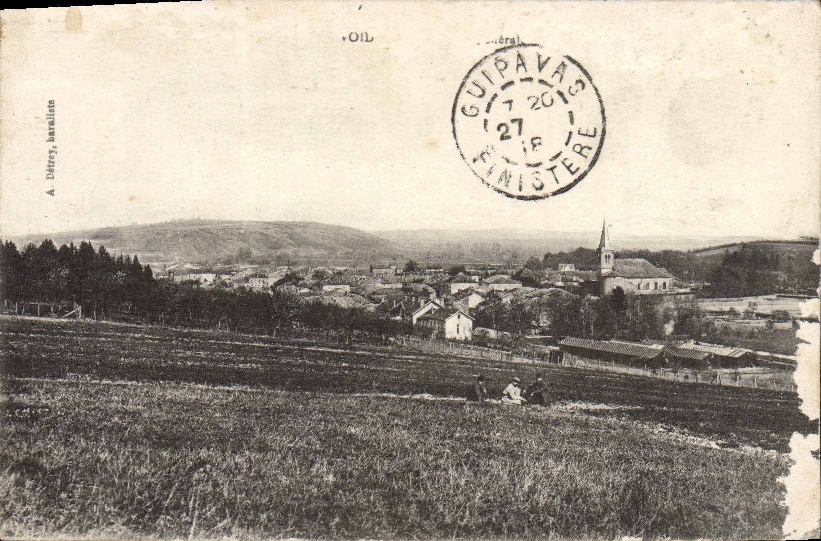 VINTAGE POSTCARD Guipavas Finistere Village