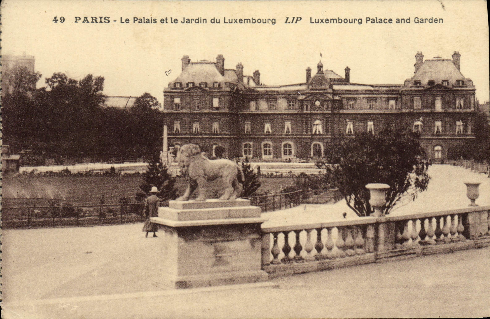 CPA Paris Le Palais et le Jardin du Luxembourg Lion