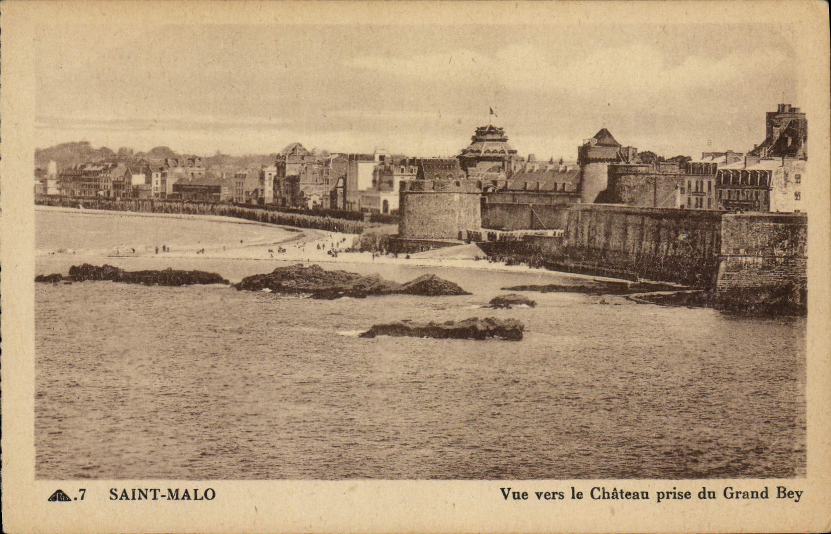 VINTAGE POSTCARD Holy Malo Seen towards the Castle taken of the Large Bey