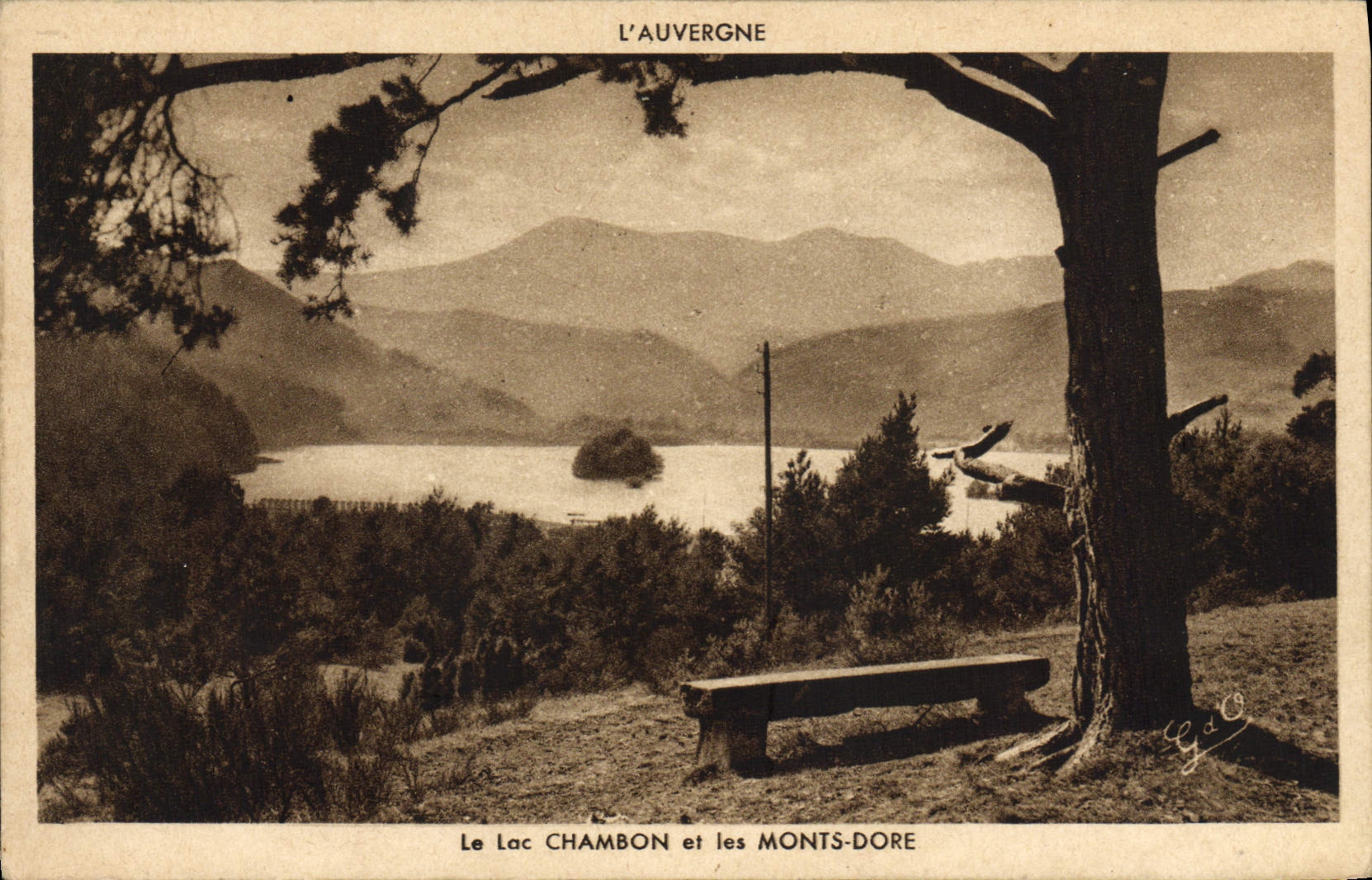 VINTAGE POSTCARD Auvergne the Lake Chambon And the Mounts Gilds