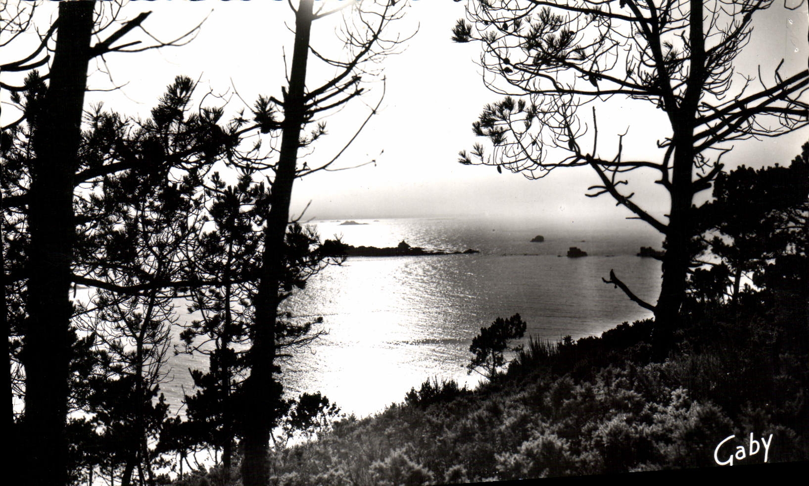 MODERN CARD Plougasnou Against Day In Guerzit