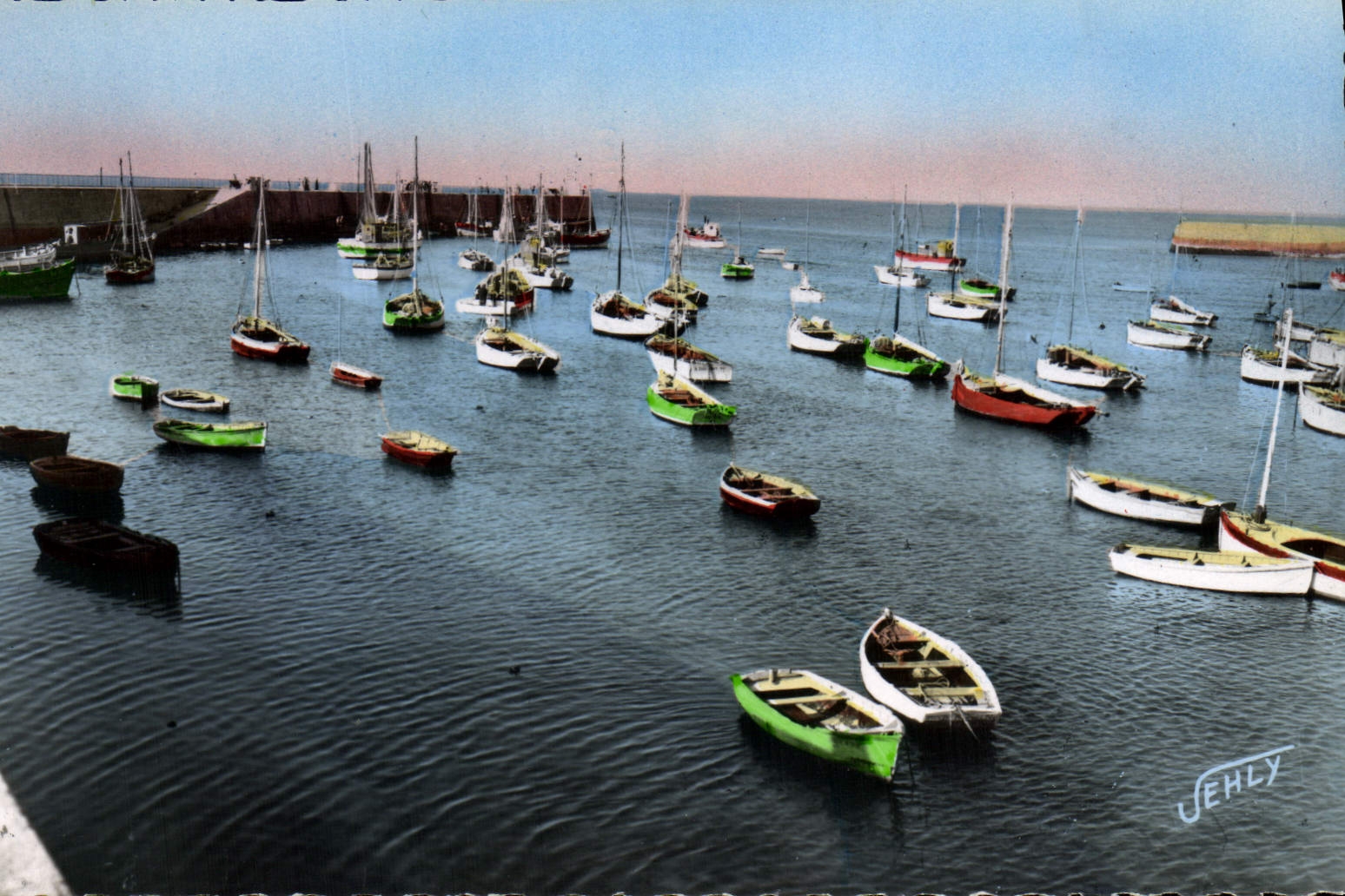 CPM Noirmoutier Le Port De I'Herbaudiere Bateaux