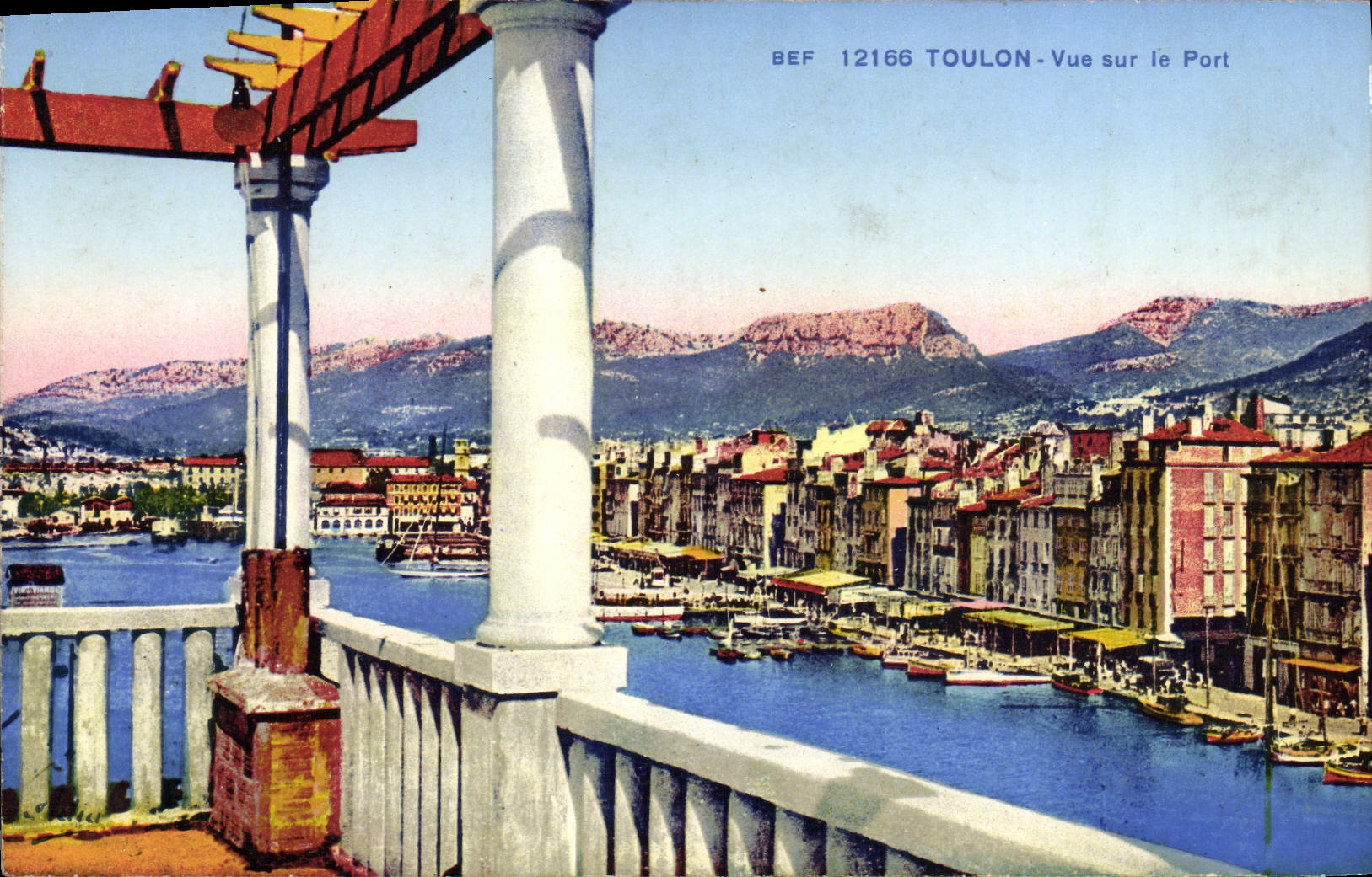 CPA Toulon Vue Sur Le Port