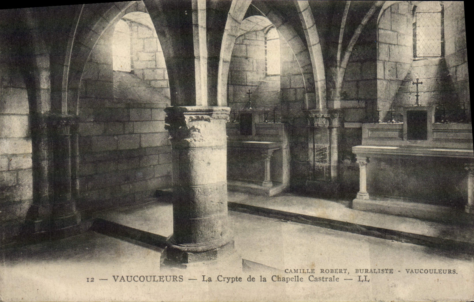 POSTAL Vaucouleurs de la VENDIMIA la cripta de la cámara acorazada de Castrale