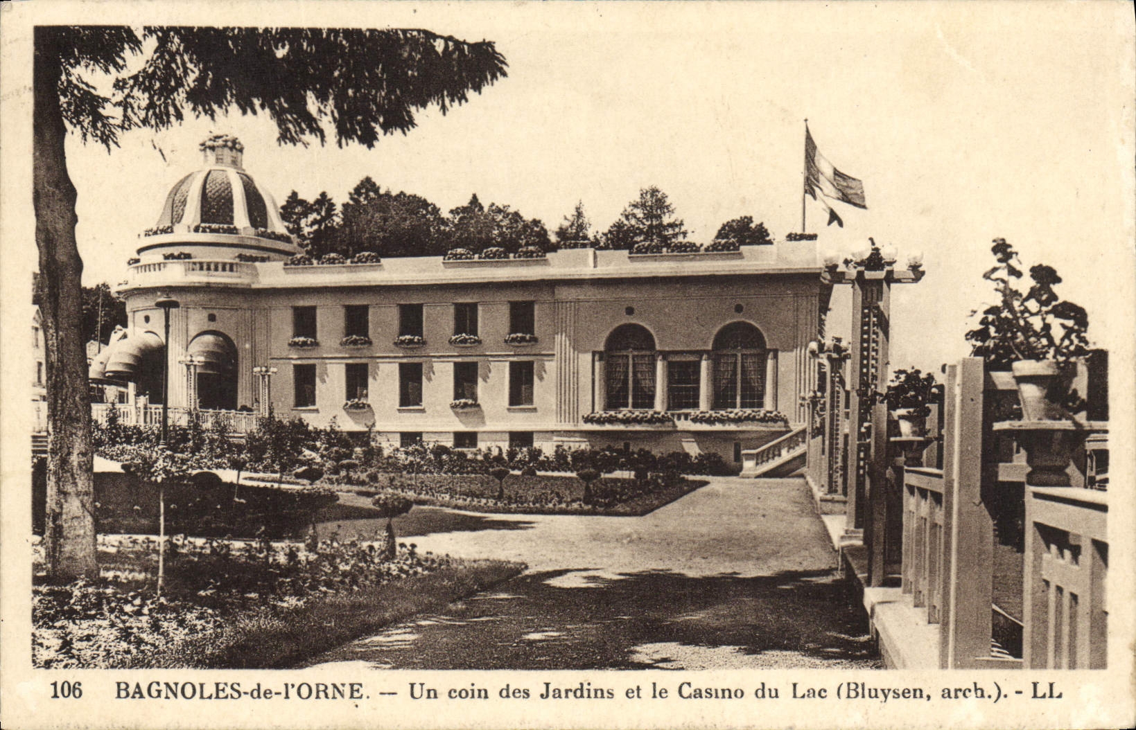 POSTAL Bagnoles De Iorne de la VENDIMIA una esquina de los jardines y del casino del lago