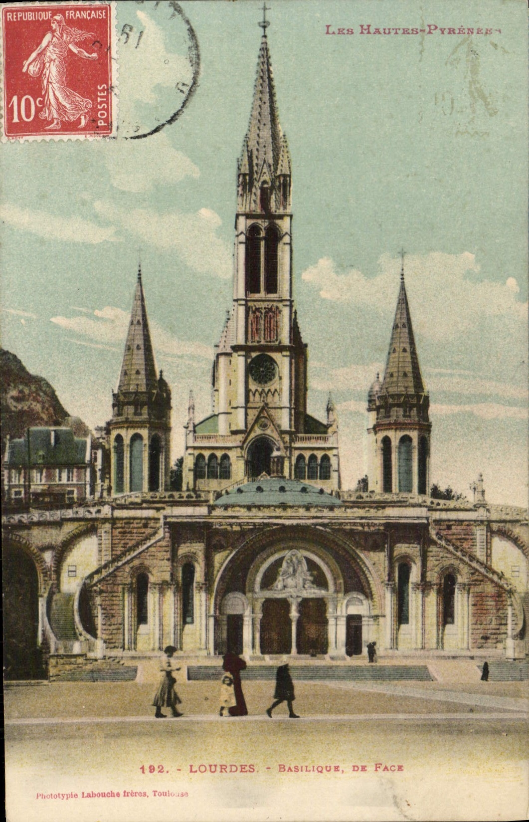 VINTAGE POSTCARD Heavy Basilica of face