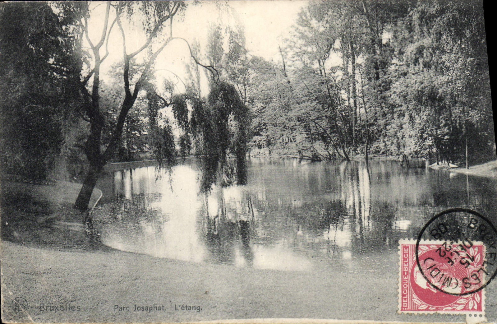 VINTAGE POSTCARD Brussels Josephat Park the pond