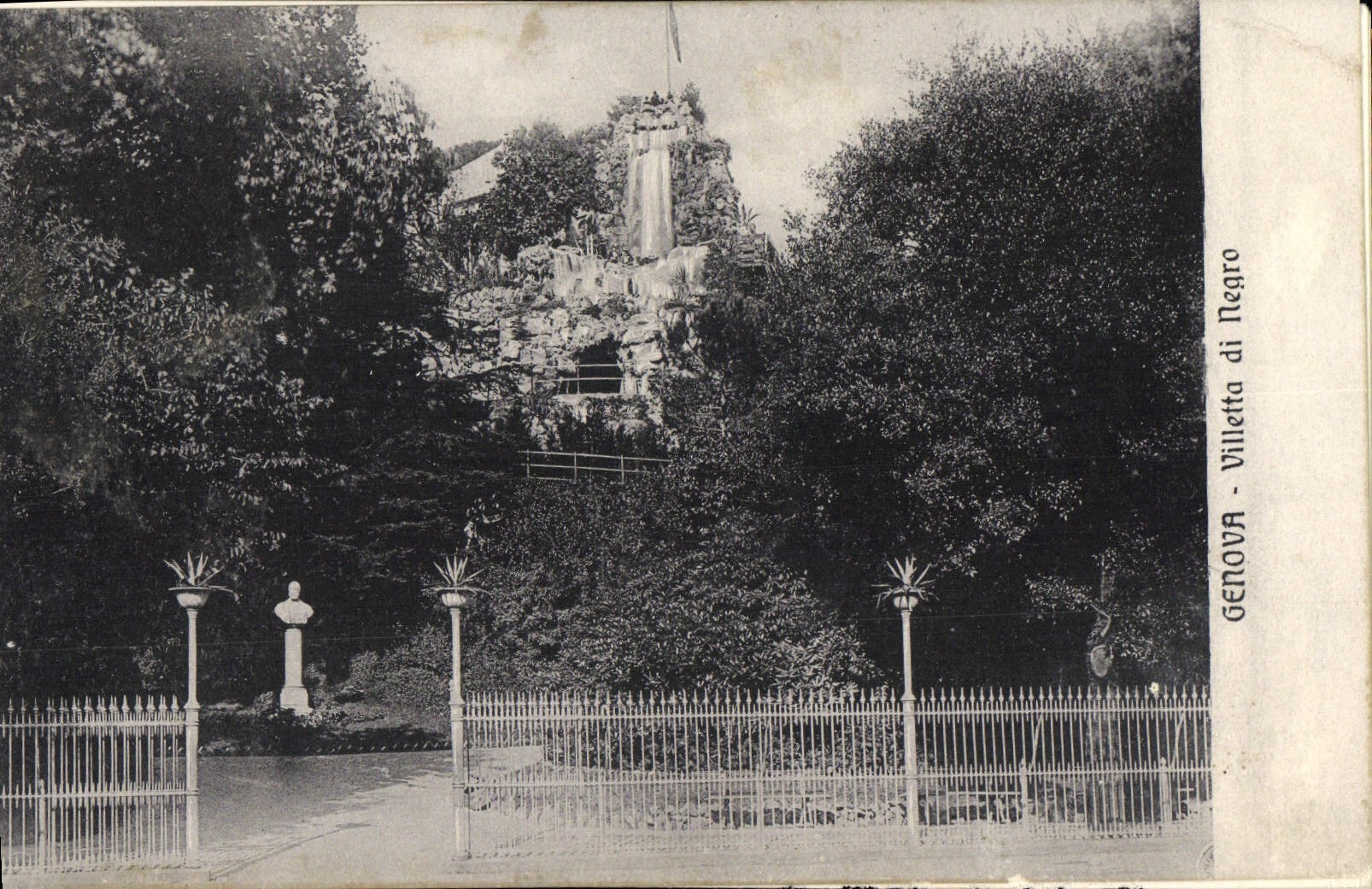 VINTAGE POSTCARD Genova Villetta di Negro